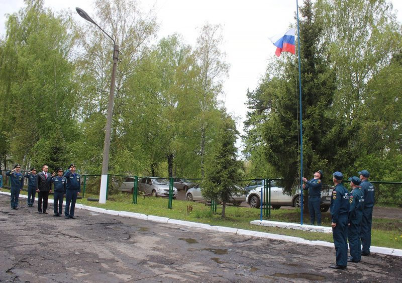 В городе Шумерля состоялись соревнования за звание "Лучшее звено ГДЗС Чувашской Республики"