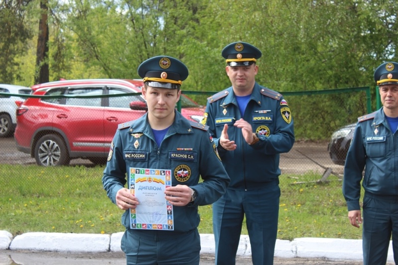 В городе Шумерля состоялись соревнования за звание "Лучшее звено ГДЗС Чувашской Республики"