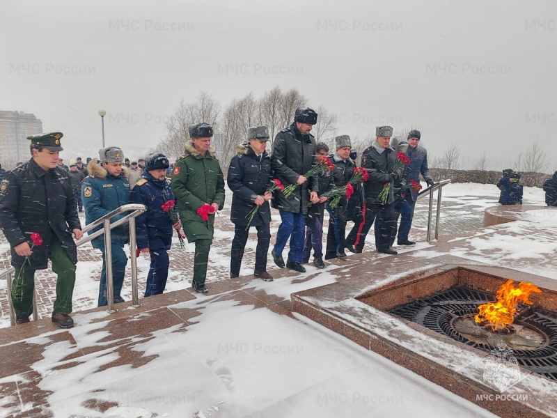 Сегодня в России отмечается День героев Отечества