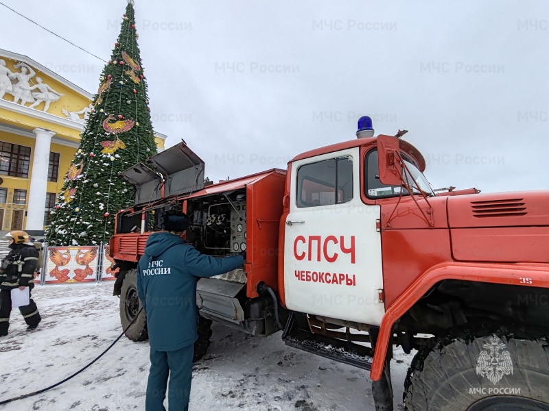 В Чувашском драматическом театре прошли пожарные учения