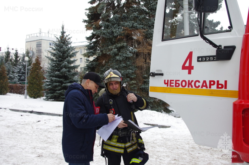 В Чувашском драматическом театре прошли пожарные учения