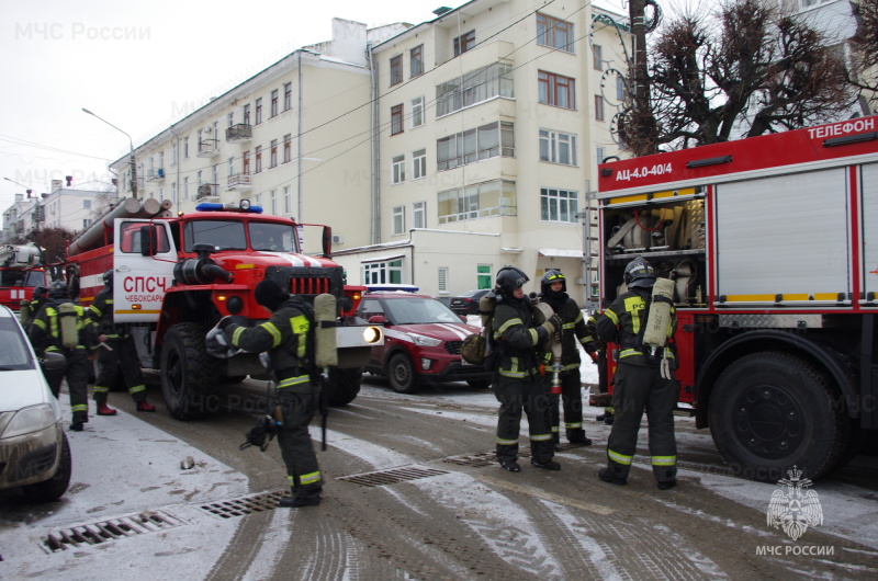 В Чувашском драматическом театре прошли пожарные учения