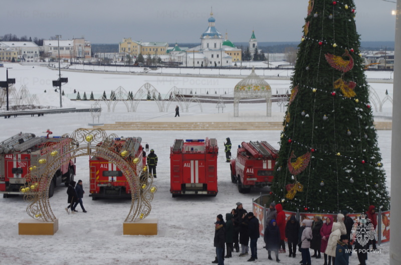 В Чувашском драматическом театре прошли пожарные учения